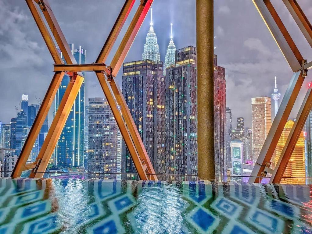 Scarletz Suites Klcc By Luxe Suites Kuala Lumpur Eksteriør bilde