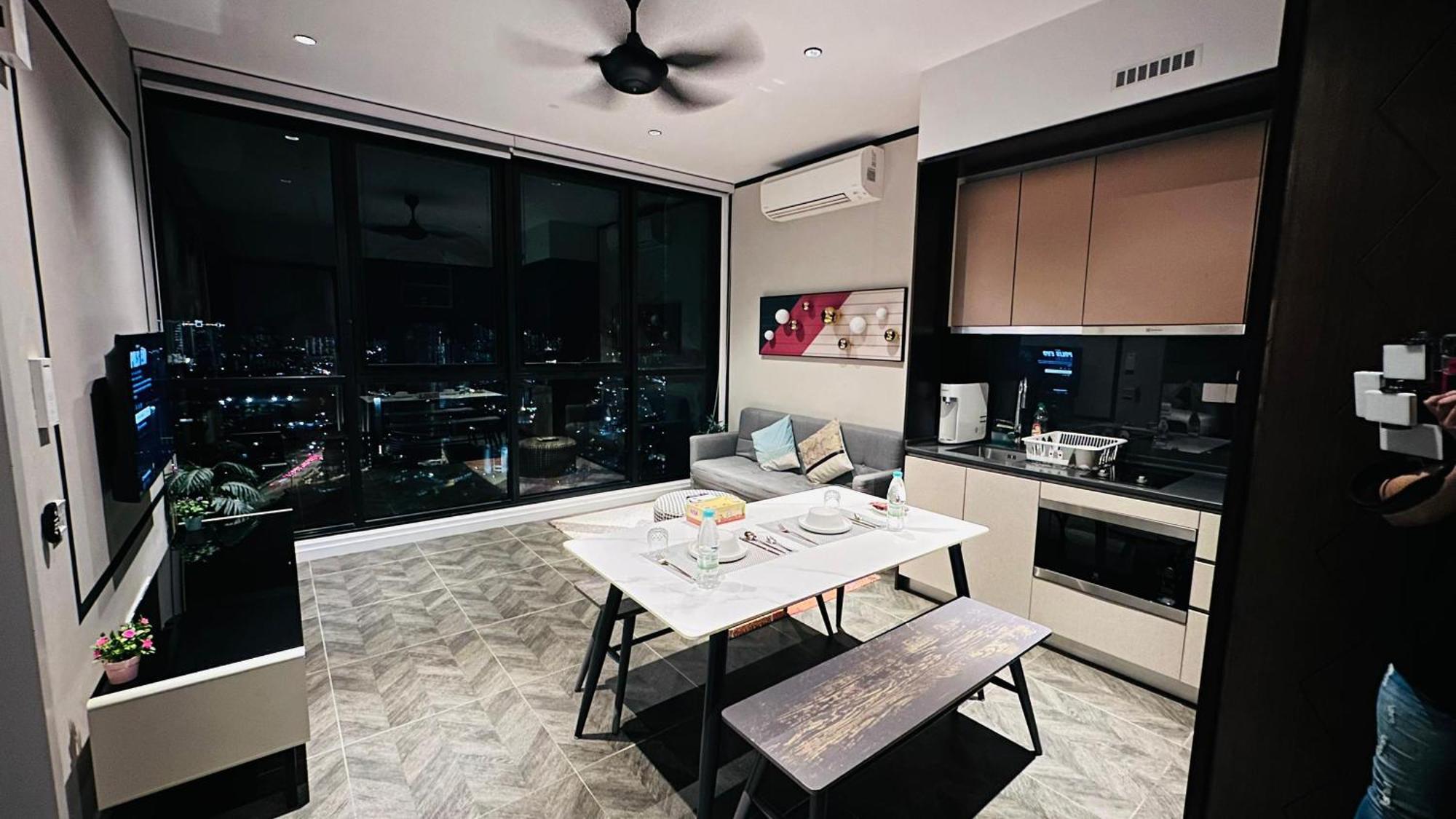 Scarletz Suites Klcc By Luxe Suites Kuala Lumpur Rom bilde