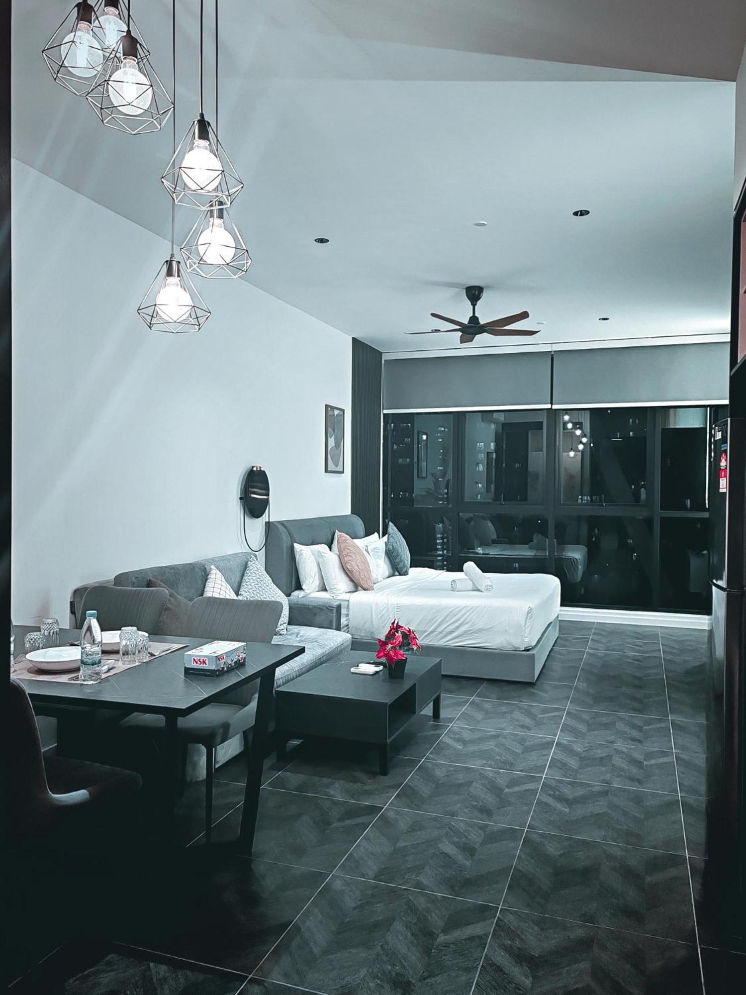 Scarletz Suites Klcc By Luxe Suites Kuala Lumpur Rom bilde
